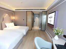 Mercure Wuhan Yangluo