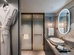 Mercure Wuhan Yangluo