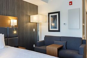 Executive Residency by Best Western Calgary City View North