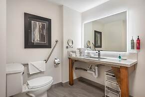 Executive Residency by Best Western Calgary City View North