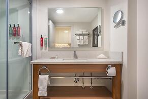 Executive Residency by Best Western Calgary City View North