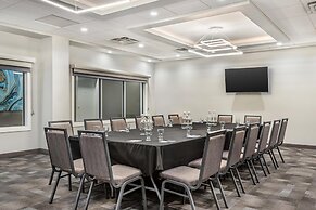 Executive Residency by Best Western Calgary City View North