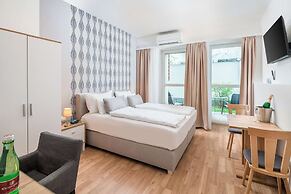 Best Western Plus Celebrity Suites