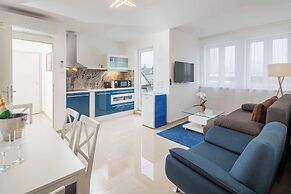 Best Western Plus Celebrity Suites