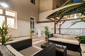 Best Western Plus Celebrity Suites