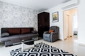 Best Western Plus Celebrity Suites