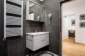 Best Western Plus Celebrity Suites