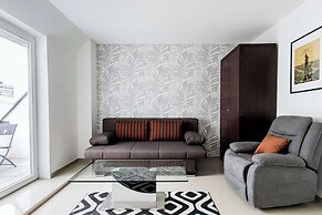 Best Western Plus Celebrity Suites