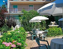 Hotel Topazio