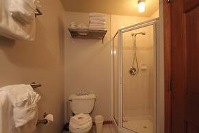 Sunpath Condos by Whistler Retreats