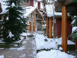 Symphony Condos by Whistler Retreats