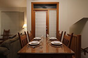 Symphony Condos by Whistler Retreats