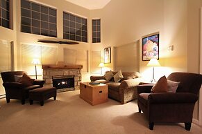 Tyndall Stone by Whistler Retreats