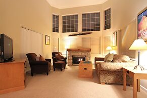 Tyndall Stone by Whistler Retreats