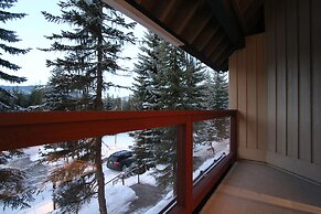 Villas Snowberry by Whistler Retreats