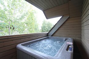 Valhalla Condos by Whistler Retreats