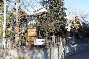 Glacier's Reach by Whistler Retreats