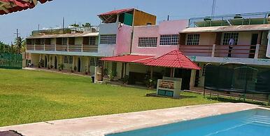 Hotel Laguna Encantada