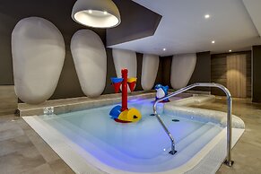 Pierre & Vacances Premium l'Hévana