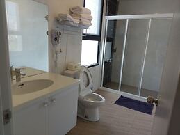 Traditional Arts Country Inn