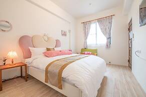 Traditional Arts Country Inn