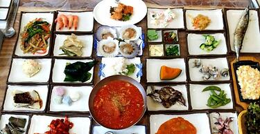 Mangsang Beach Pension