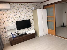 Mangsang Beach Pension