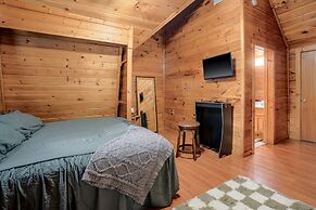 23 The Cub House 2 Bedroom Cabin by RedAwning