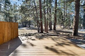 Riverwoods Relaxation 3 Bedroom Home by RedAwning