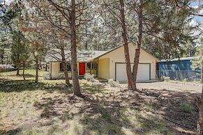 Riverwoods Relaxation 3 Bedroom Home by RedAwning