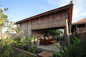 Dontrei Villa Angkor