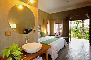 Dontrei Villa Angkor