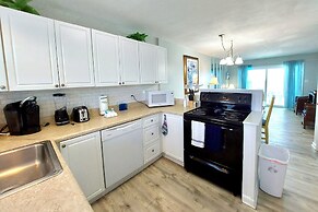 Harbor House B6 2 Bedroom Condo by RedAwning