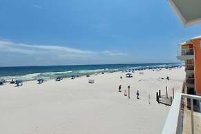 Harbor House B6 2 Bedroom Condo by RedAwning