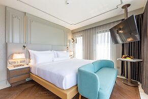 Stayso The House Hotel