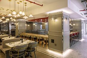 Stayso The House Hotel