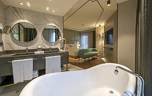 Stayso The House Hotel