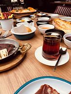 Stayso The House Hotel