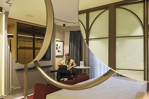 Stayso The House Hotel