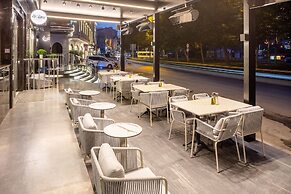 Stayso The House Hotel