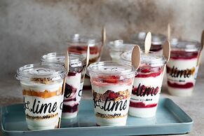 Stayso The House Hotel