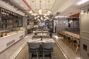 Stayso The House Hotel