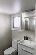Modern Design Apartment Near Acropolis