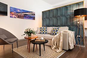 Casa Sevilla 1920 Suites by Época