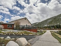 1733 Lenawee 4 Bedroom Condo