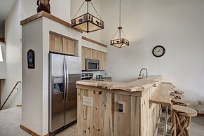 1733 Lenawee 4 Bedroom Condo