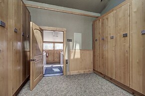 1733 Lenawee 4 Bedroom Condo