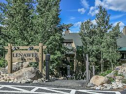 1733 Lenawee 4 Bedroom Condo