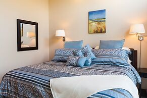 NEW Condo Downwider with Hot Tub, Minutes Away from The Columbia River