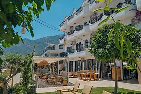 Diplomat Hotel